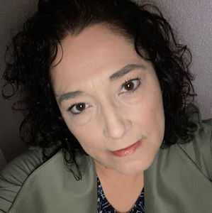 Meet your Posher, Jocelyn